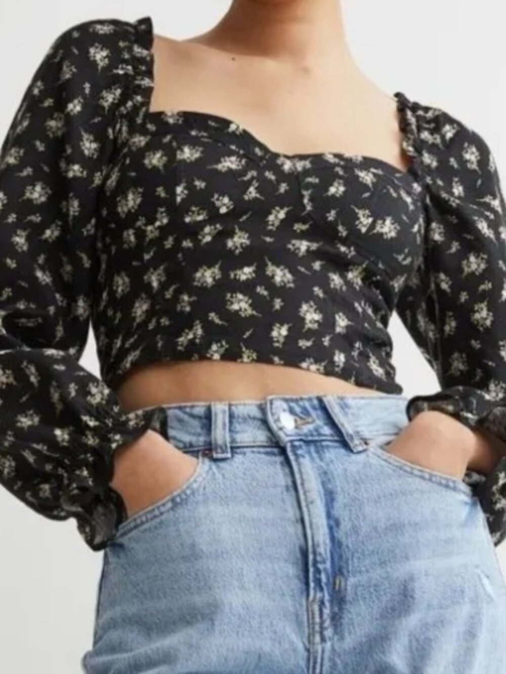 H&M Floral Puff Sleeve Crop Top